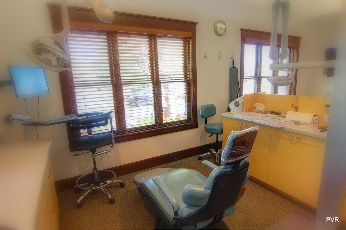 John L. Bacon, DDS photo 1