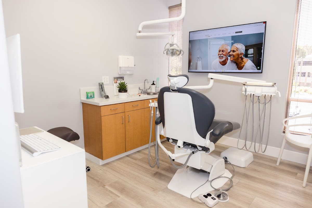 New Life Dental Implant Center photo 2