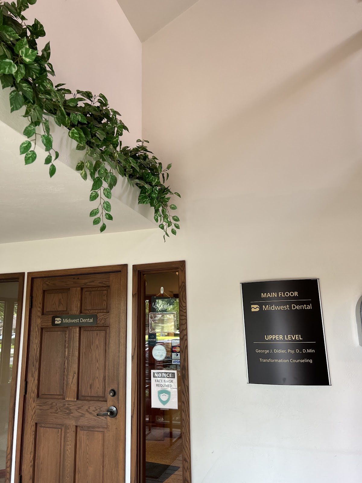 Midwest Dental - Rockford photo 2