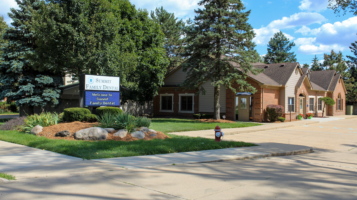Summit Family Dental photo 1