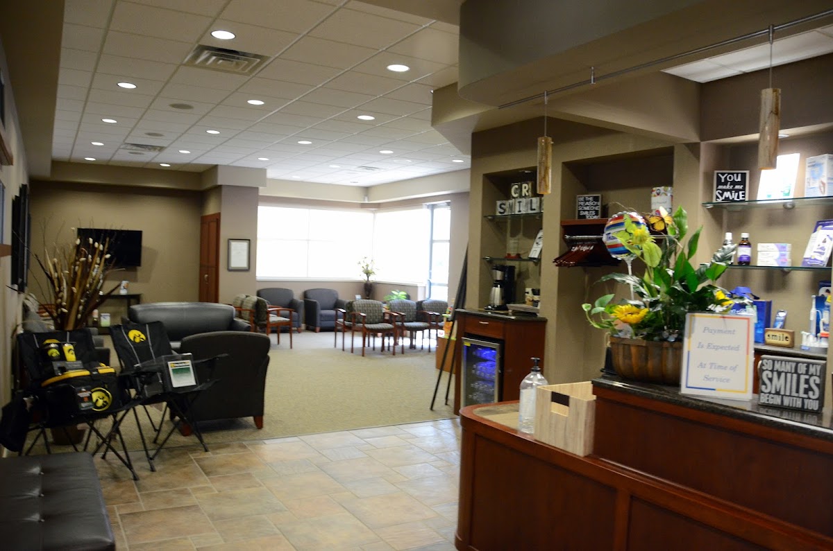 Cedar Rapids Smile Center, Plc photo 4