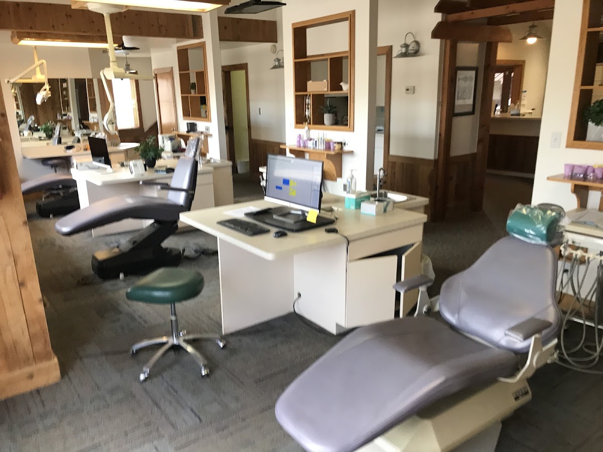 Nuvia Dental Implant Center - Provo photo 4