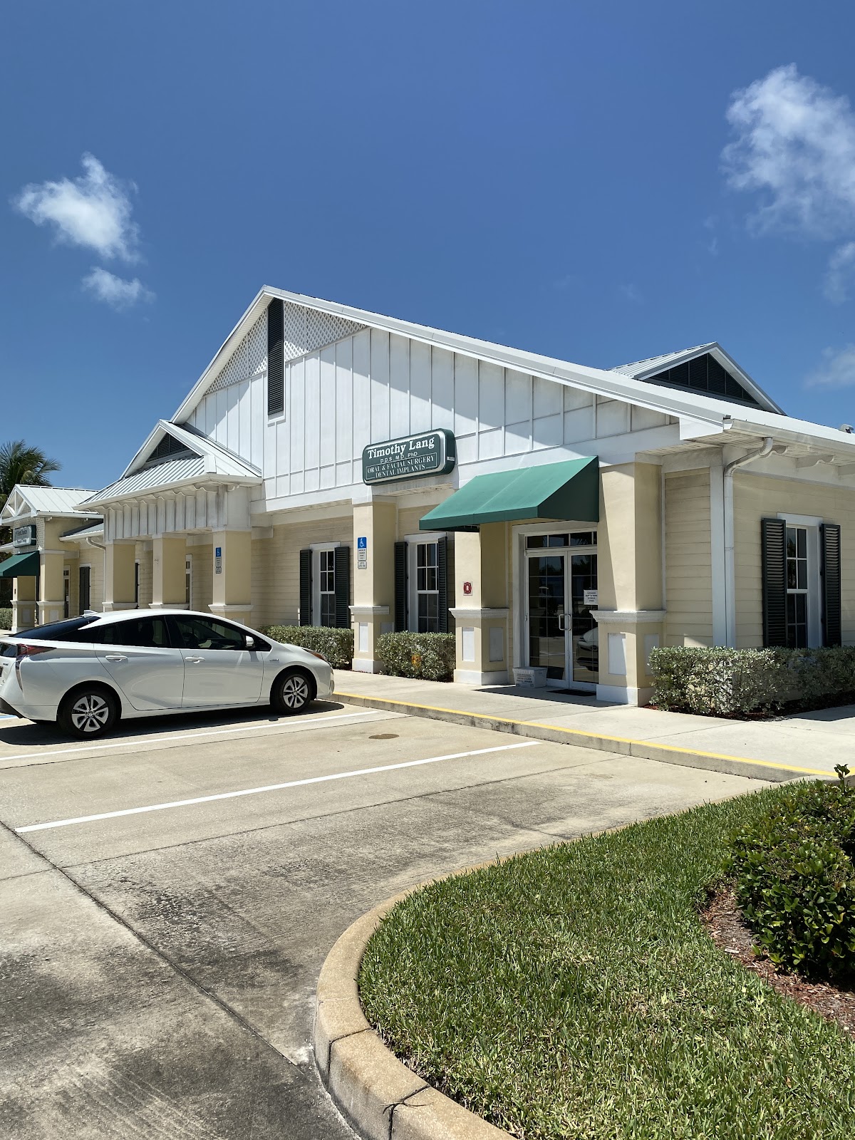 Indian Harbour Beach Oral Surgery & Dental Implants photo 4
