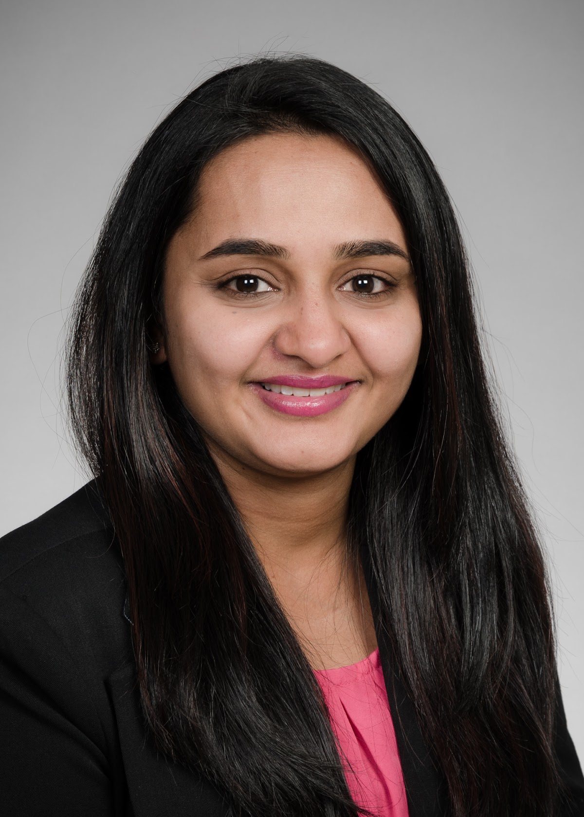 Everett Smiles Family & Implant Dentistry : Dr. Shifali Garg, DDS photo 1