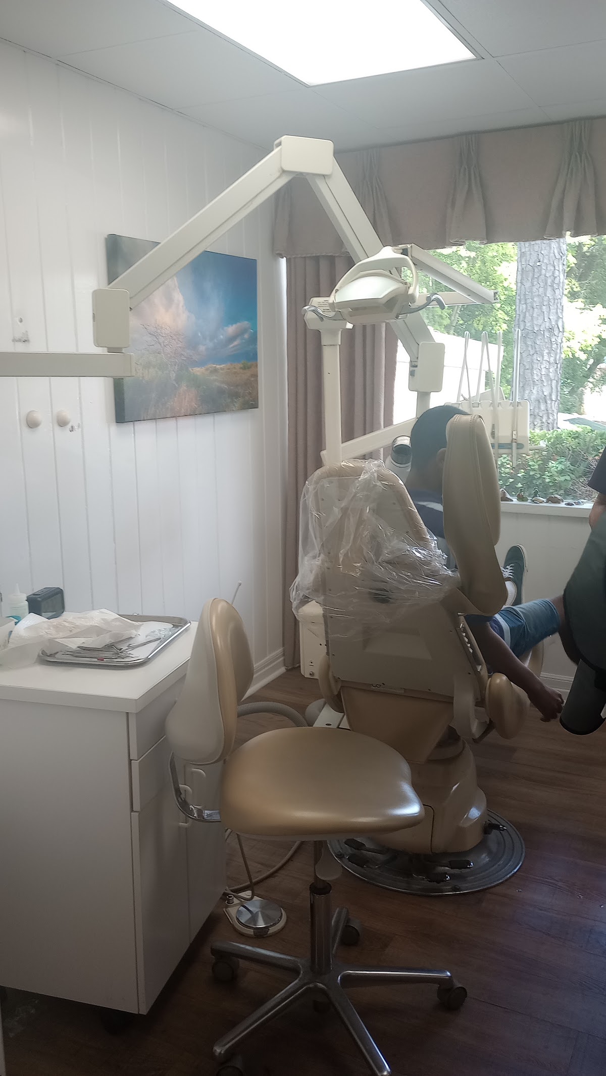 Carlon Dentistry photo 5