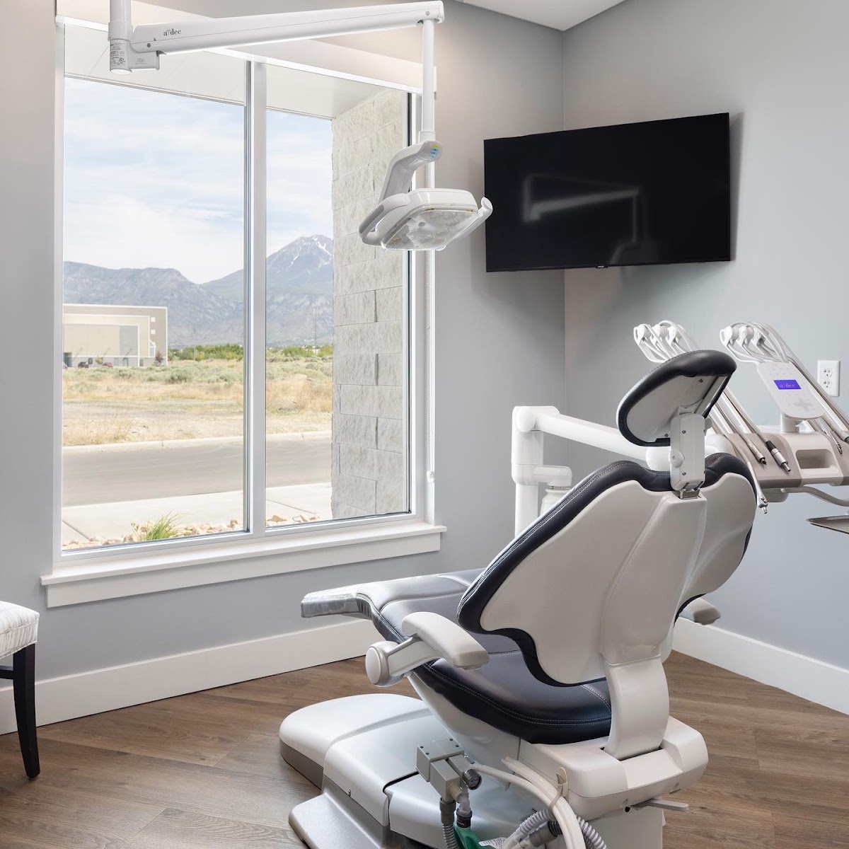 Crawford Leishman Dental photo 2