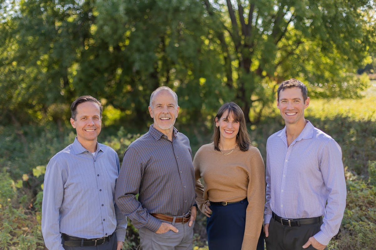 Bullis Pond Dental - Dr. Curt Travis, Dr. George Metropulos, Dr. Nathan Fleming, & Dr. Danielle Grosdidier photo 1