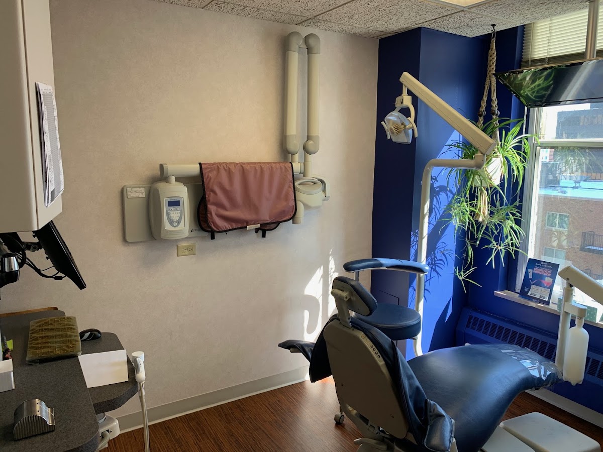 Nicollet Mall Dental Arts- Dr. Hoverson photo 2