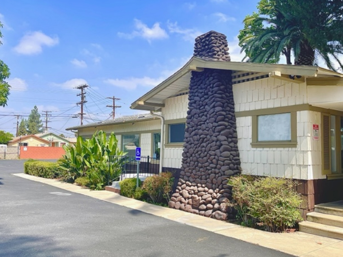 Smile Design Dentistry & Implant Center photo 3