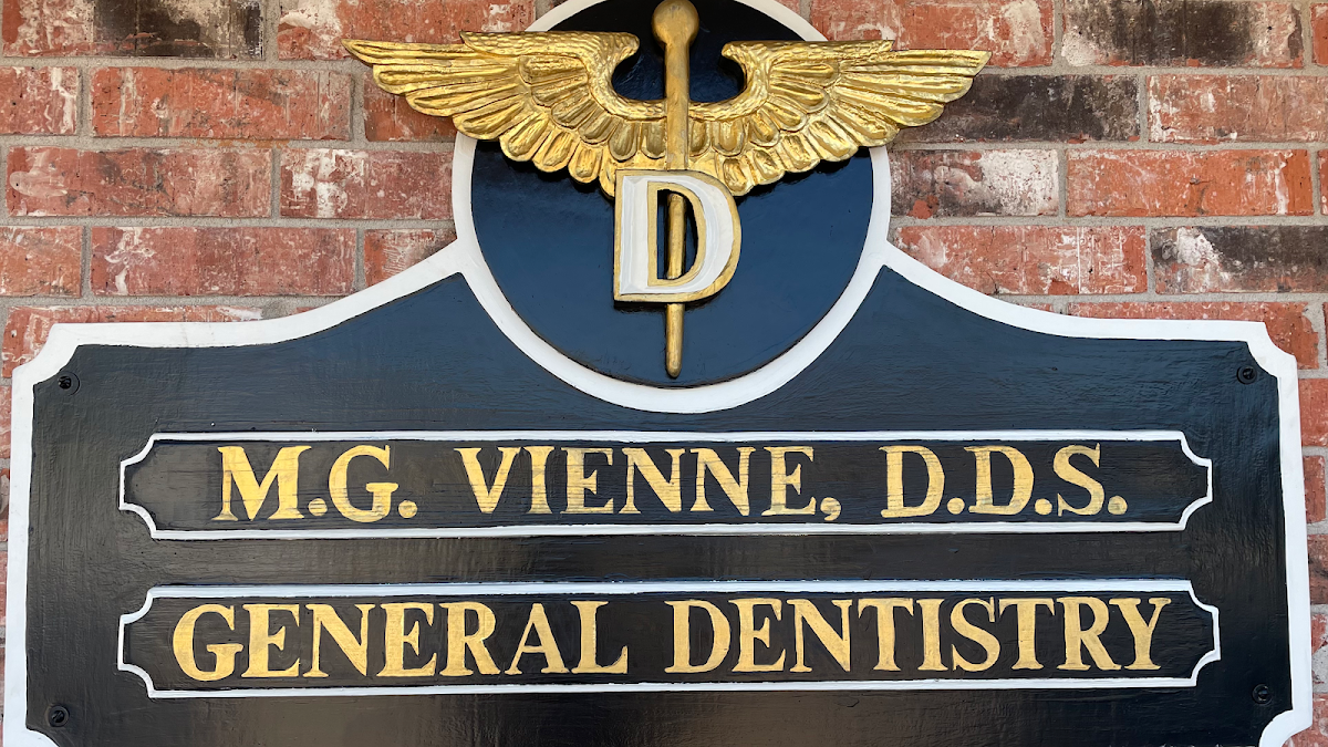 Dr. Michael G. Vienne Sr, DDS photo 1