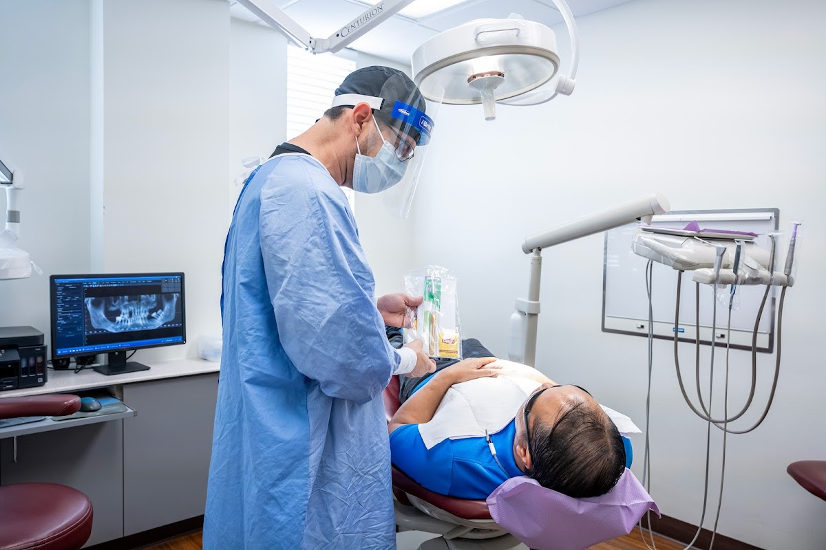 Perio Implant Health Professionals photo 2