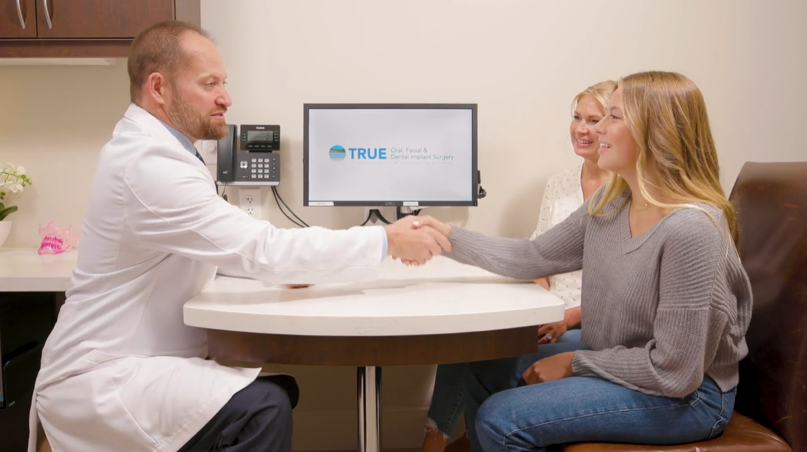 True Oral, Facial & Dental Implant Surgery photo 6