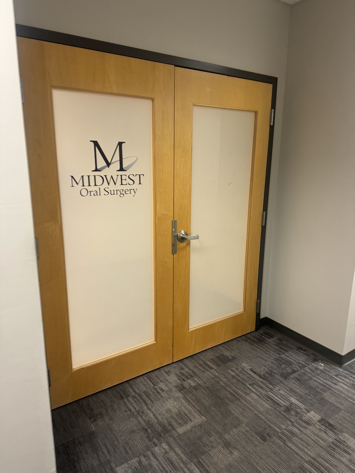 Midwest Oral Maxillofacial & Implant Surgery photo 3