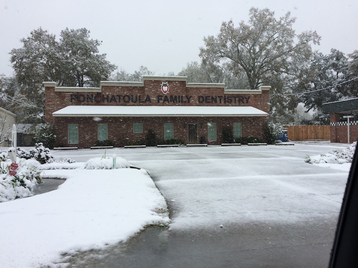 Ponchatoula Family Dentistry - Douglas M. George, DDS photo 4