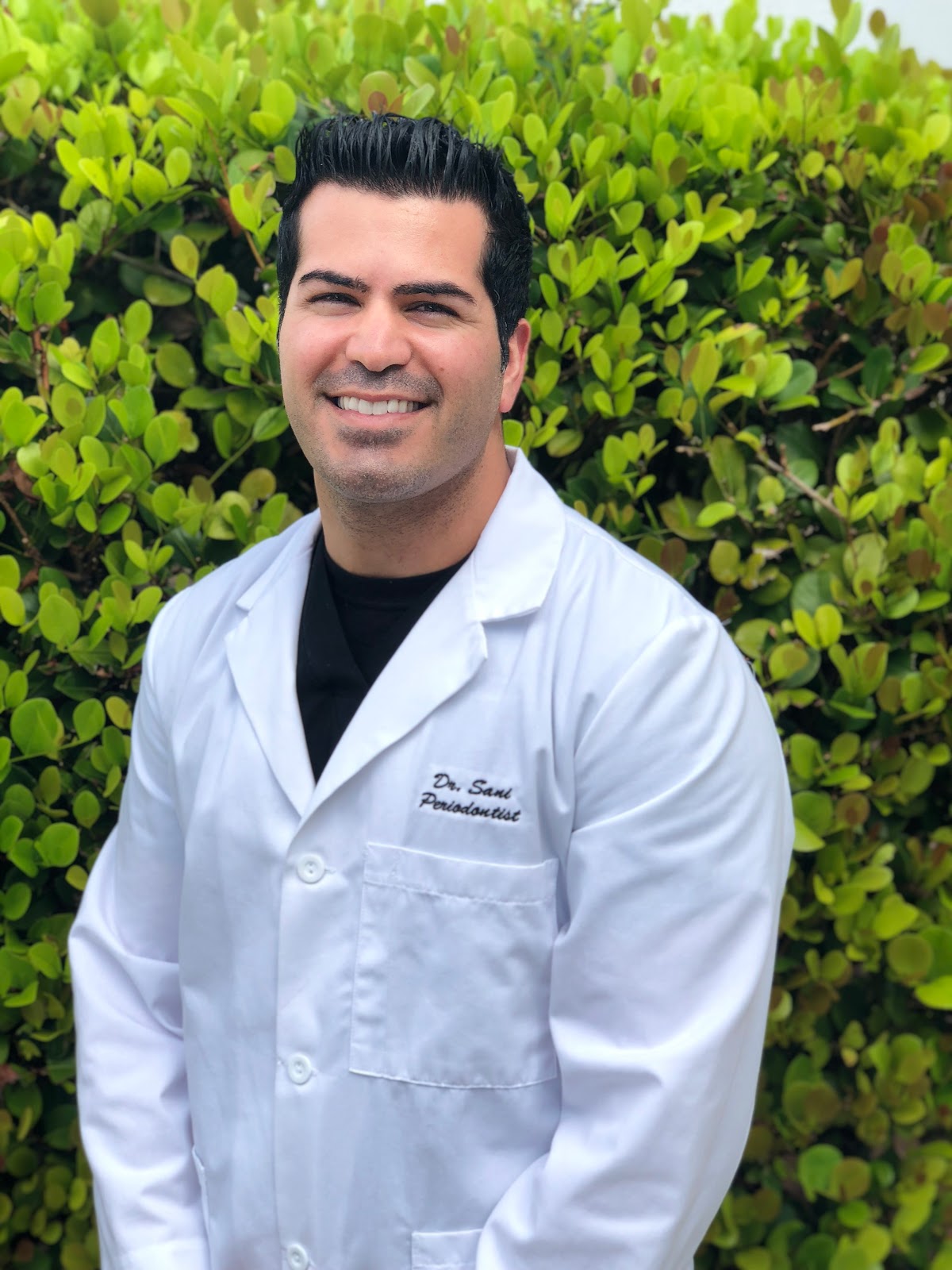 Sani Periodontics and Implant Dentistry - Www.thetravelingperiodontist.com photo 3