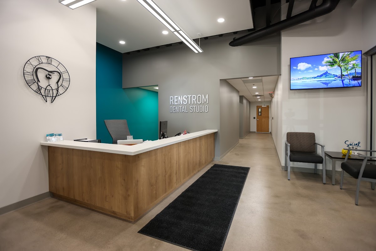 Renstrom Dental Studio photo 3