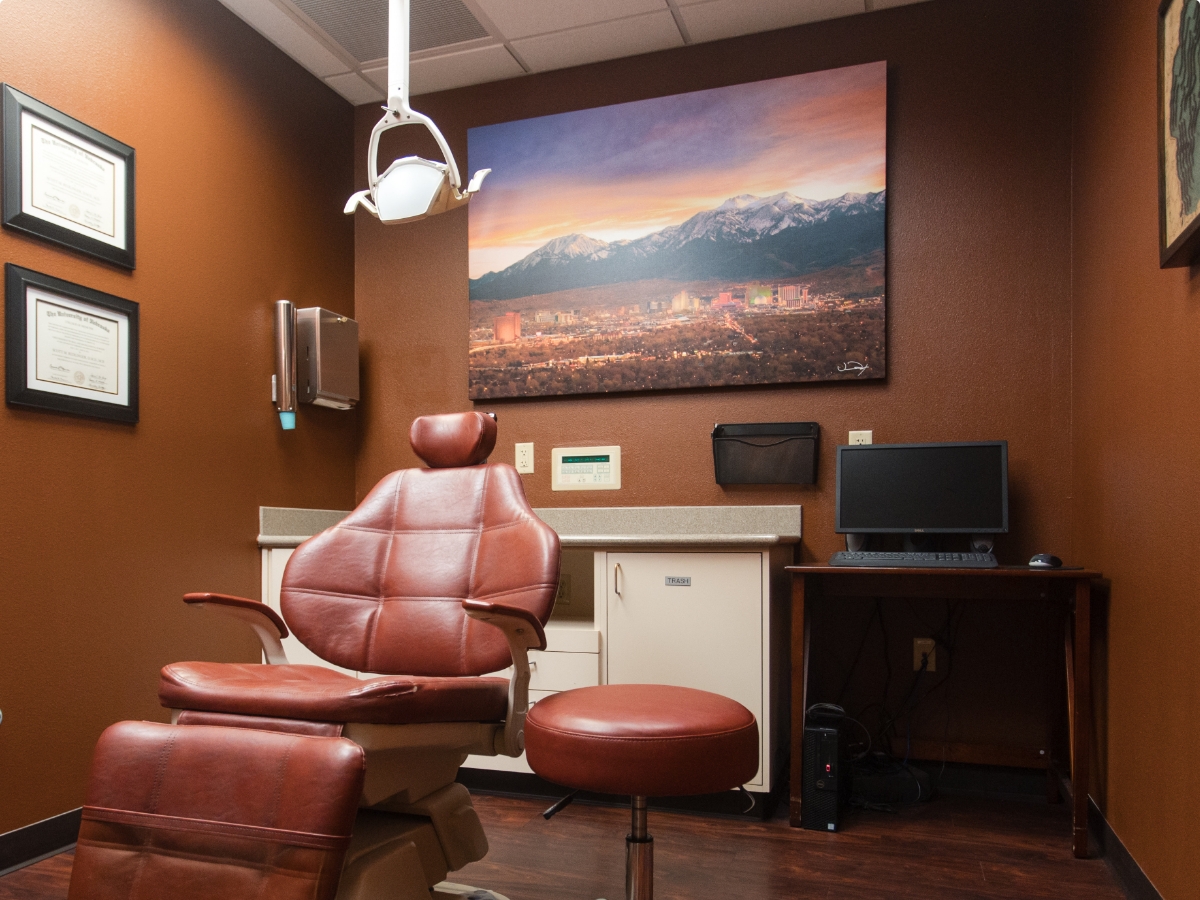 Reno Tahoe Oral Surgery & Dental Implant Center photo 3