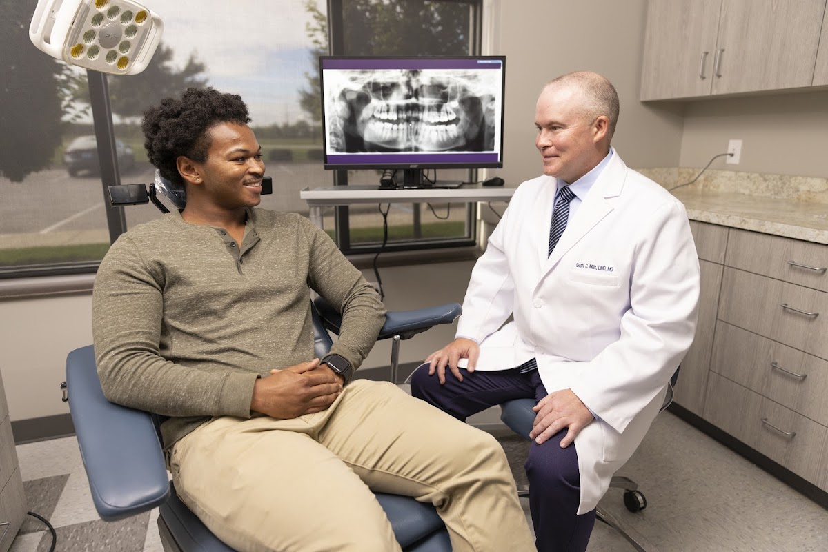 Kentuckiana Oral Maxillofacial & Dental Implant Surgery photo 2