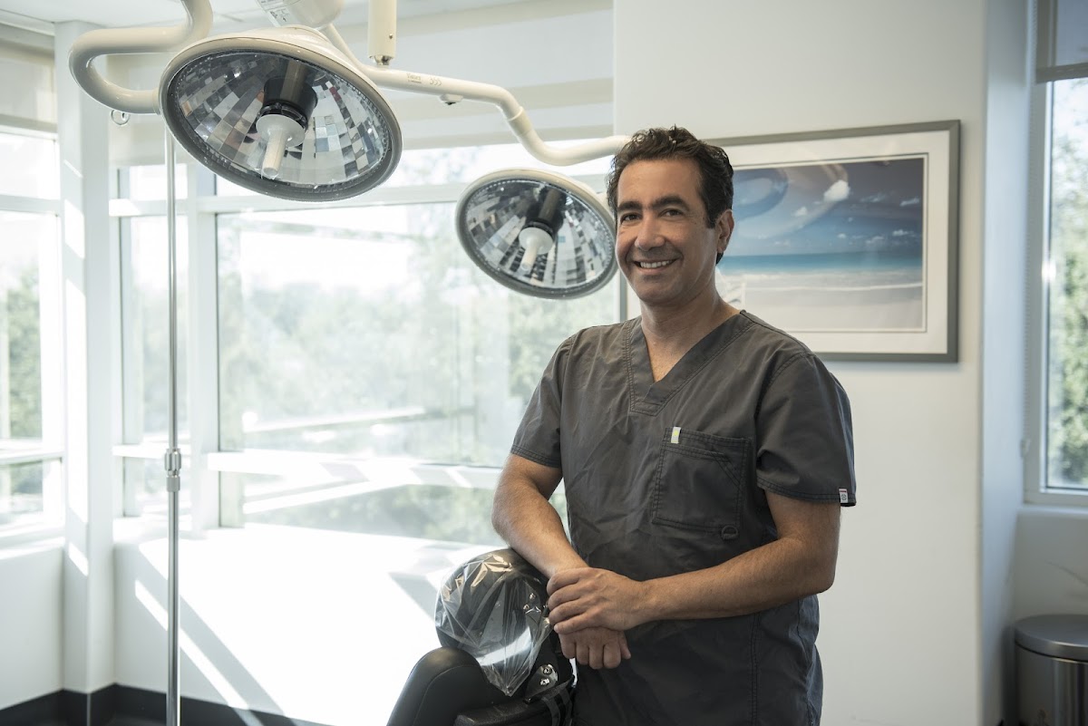 Dr Alan Esla, MD photo 6