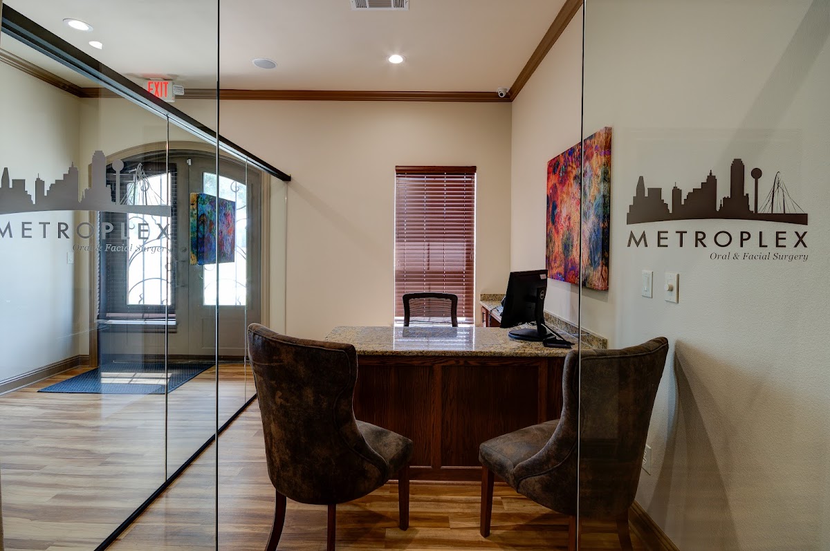 Metroplex Oral & Facial Surgery photo 3