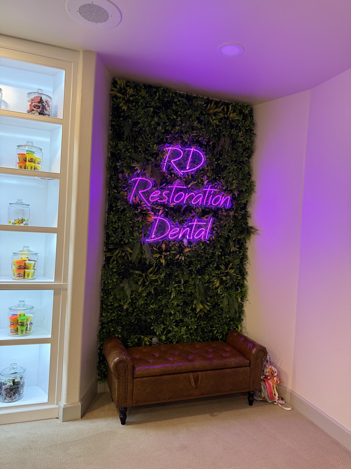 Restoration Dental photo 2