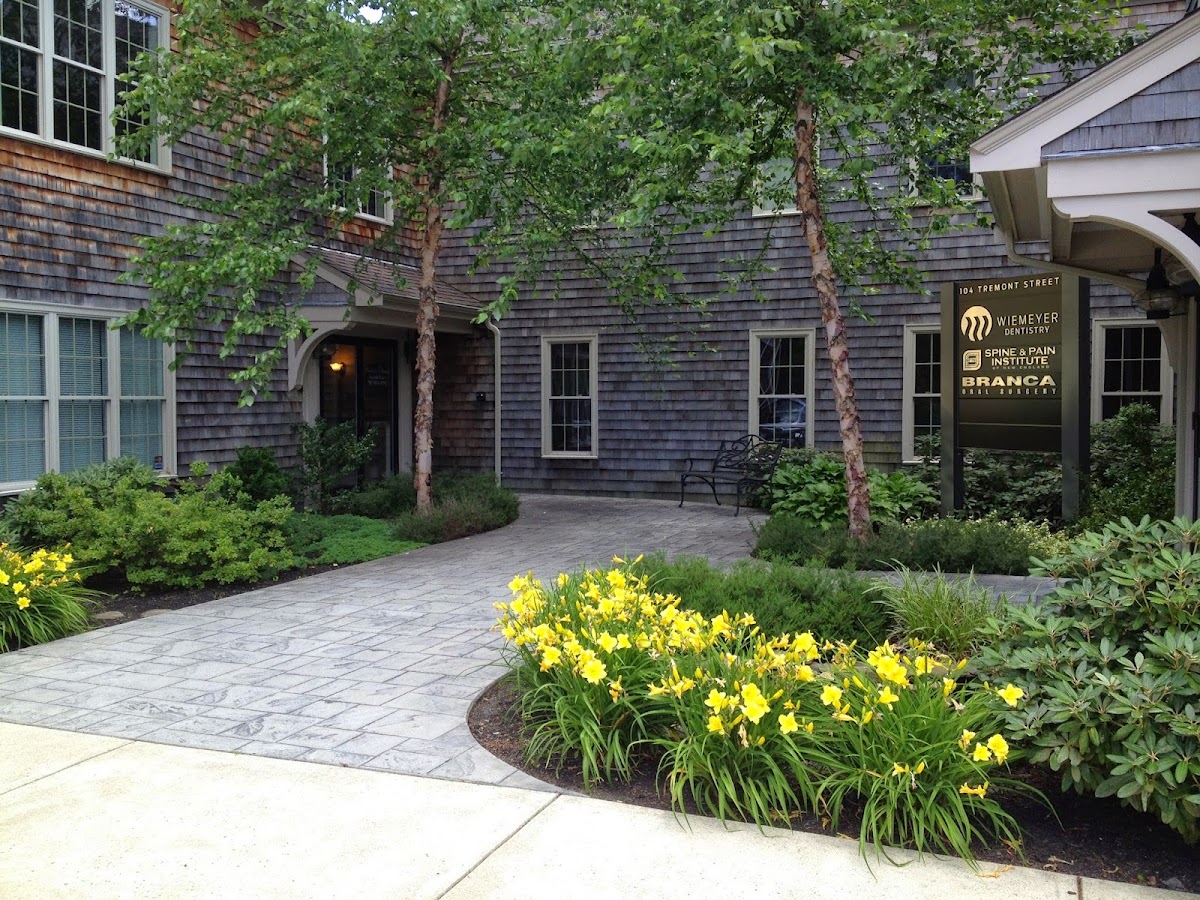 Branca Oral Surgery & Dental Implant Center, PC photo 3