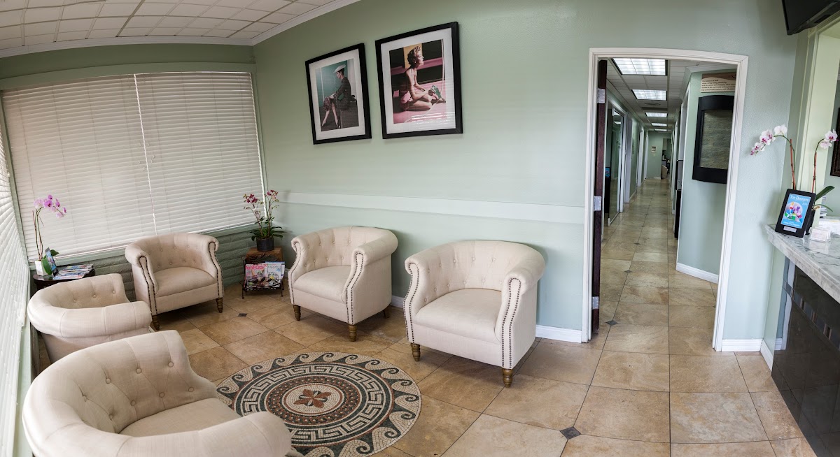 Cosmetic And Dental Implant Center - Placentia photo 4
