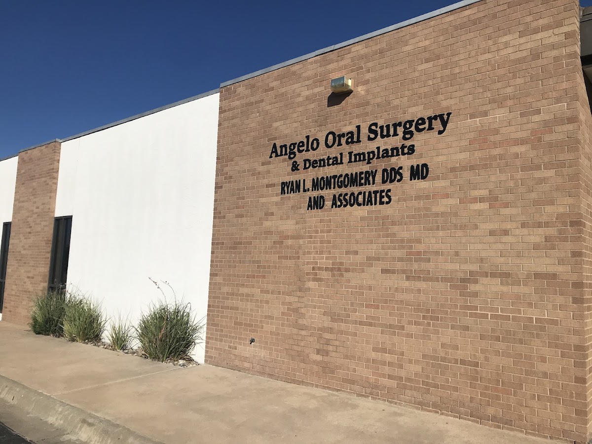 Angelo Oral Surgery & Dental Implants photo 1