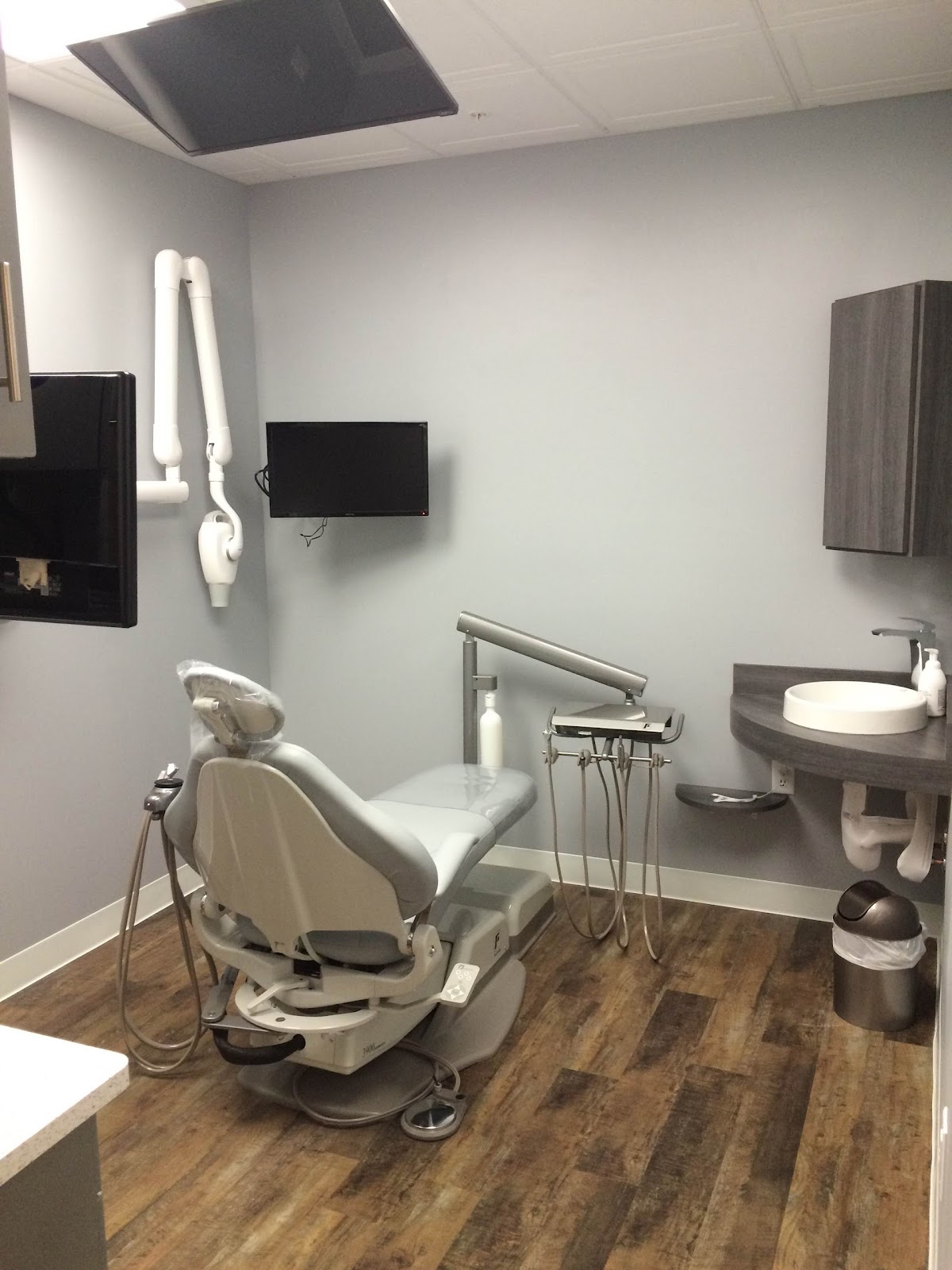 Mill District Dental photo 6