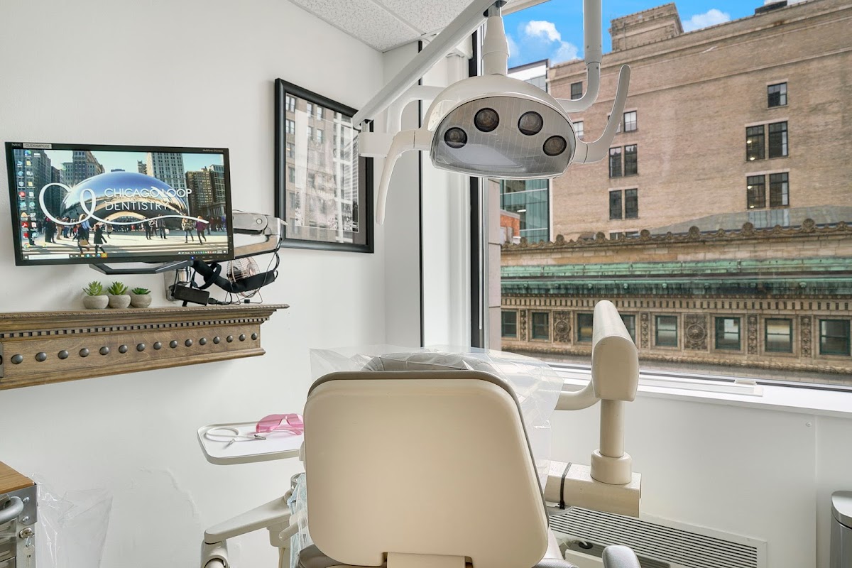 Chicago Loop Dentistry photo 5