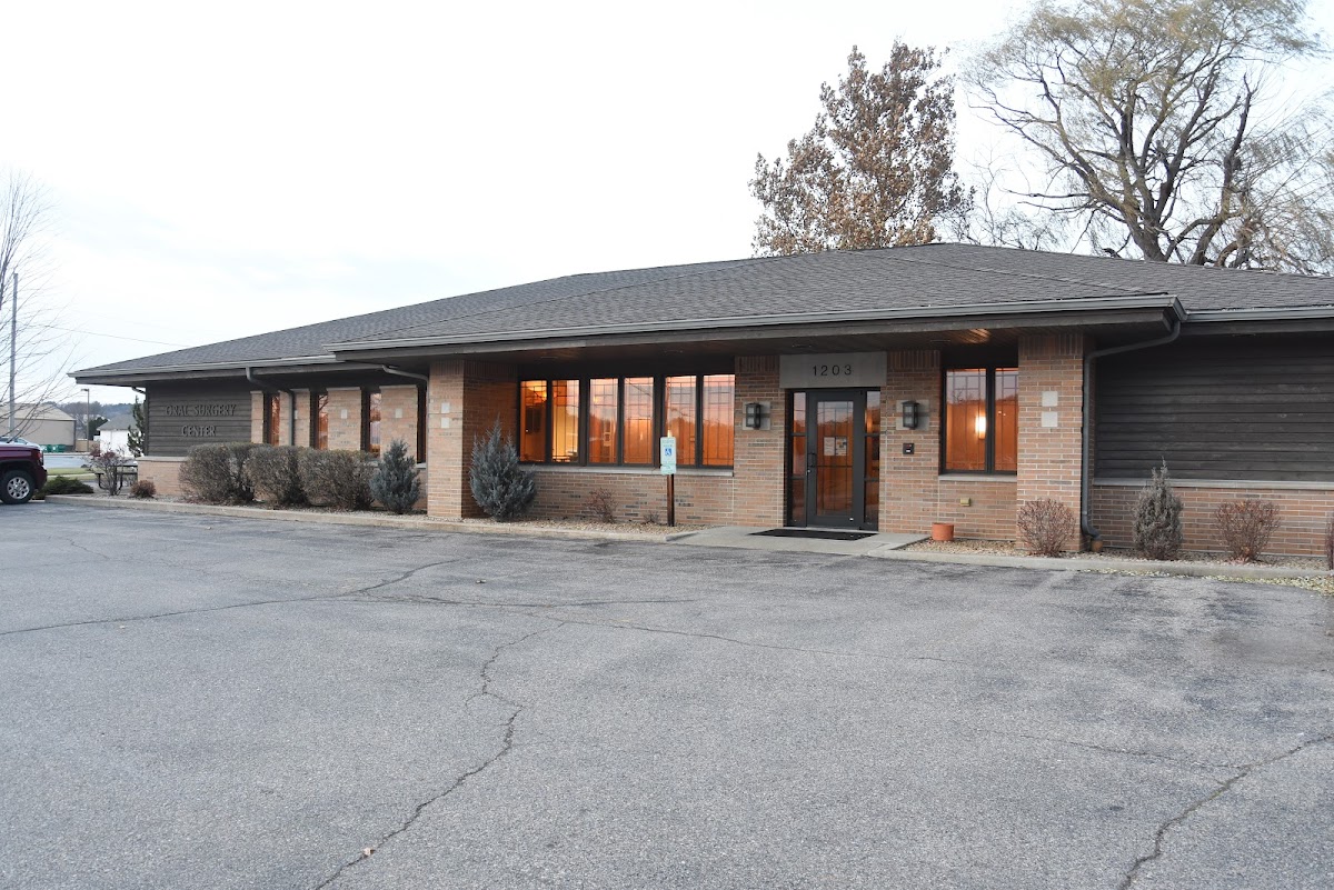 Oral Surgery Center, S.c. photo 1