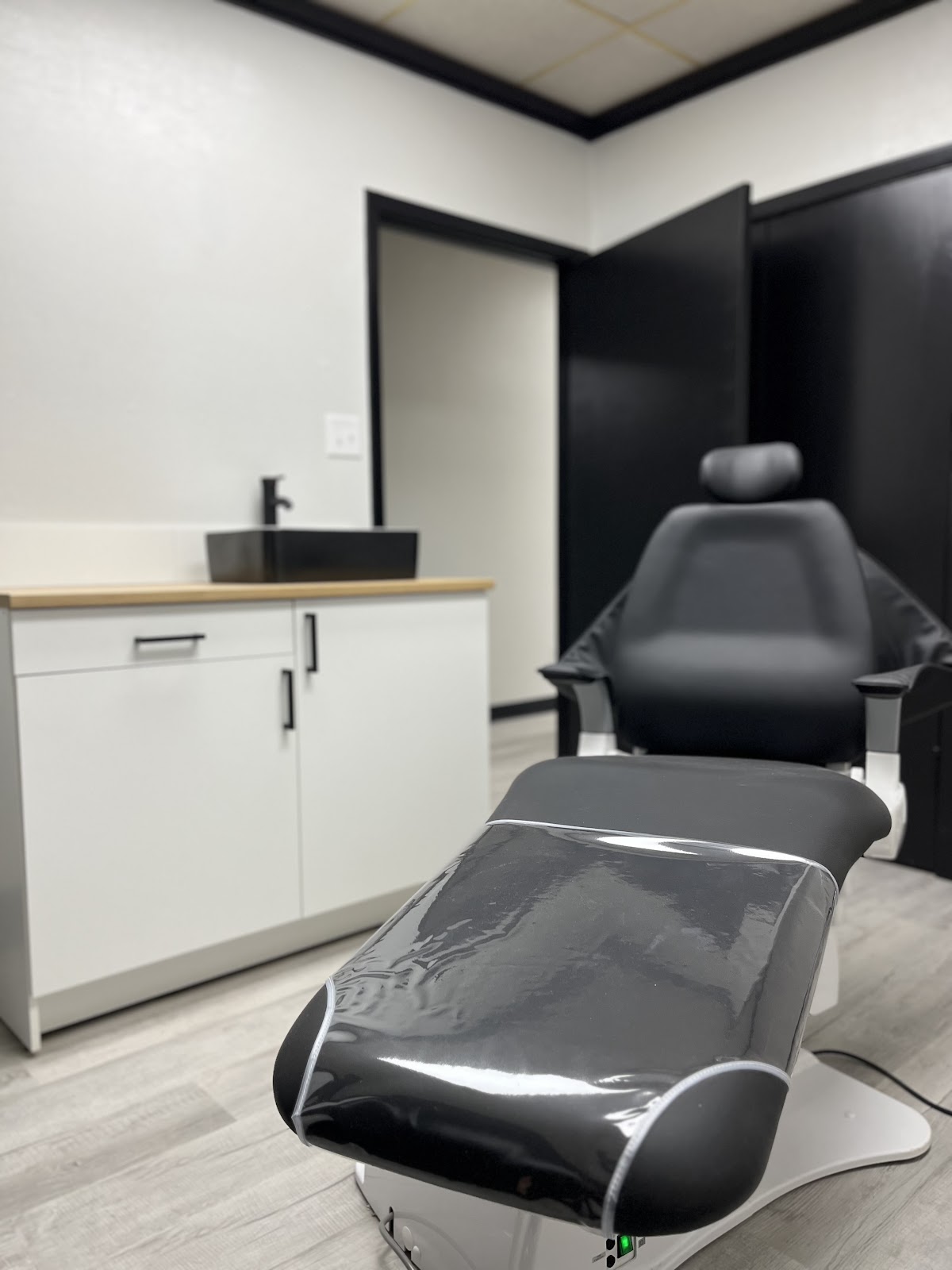Dentist In Tyler - Dentures & Dental Implants photo 3
