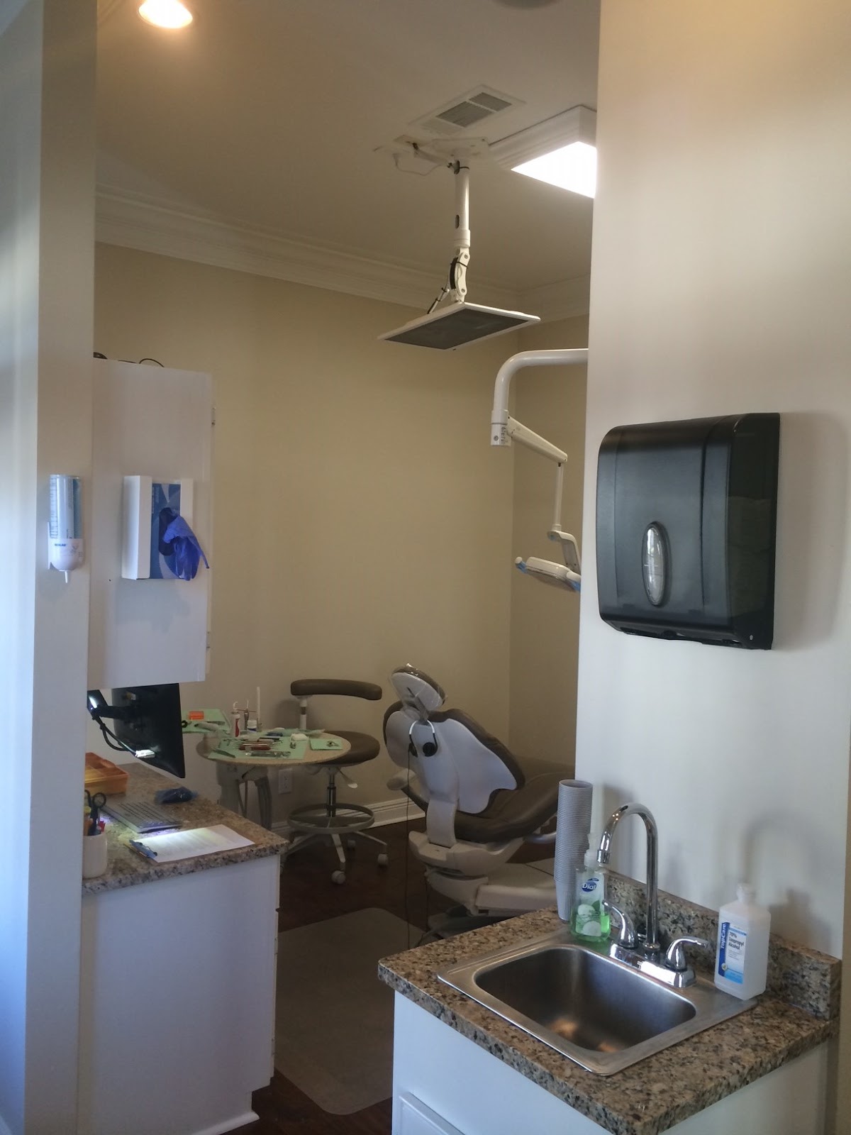 Carlton Family and Cosmetic Dentistry photo 4