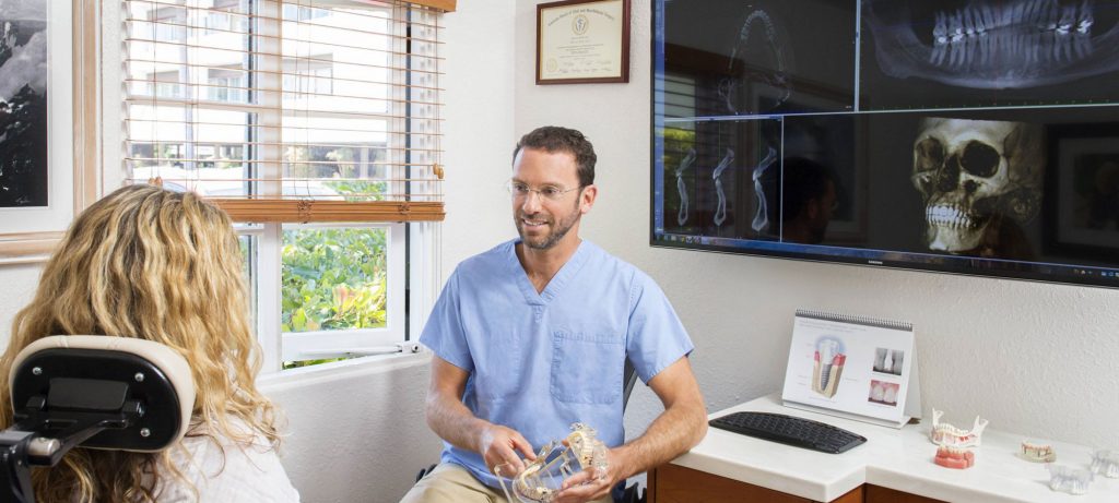 Shoreline Oral Surgery and Dental Implants: Eric M. Wallace, DDS photo 1