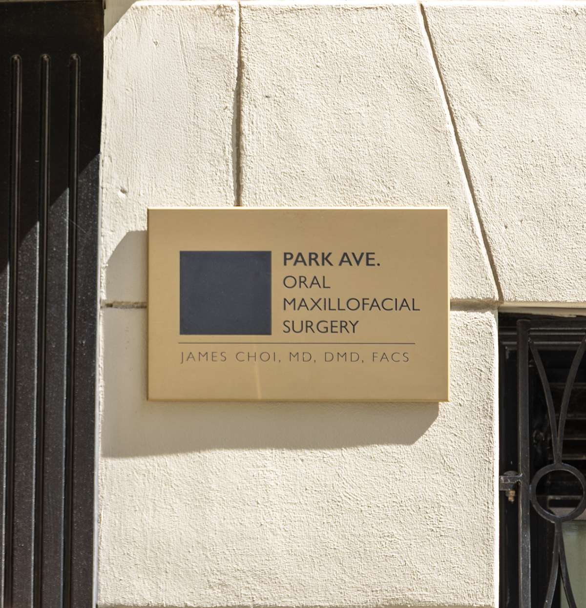 Park Avenue Oral Maxillofacial & Implant Surgery: James Choi, MD, DMD, FACS photo 1