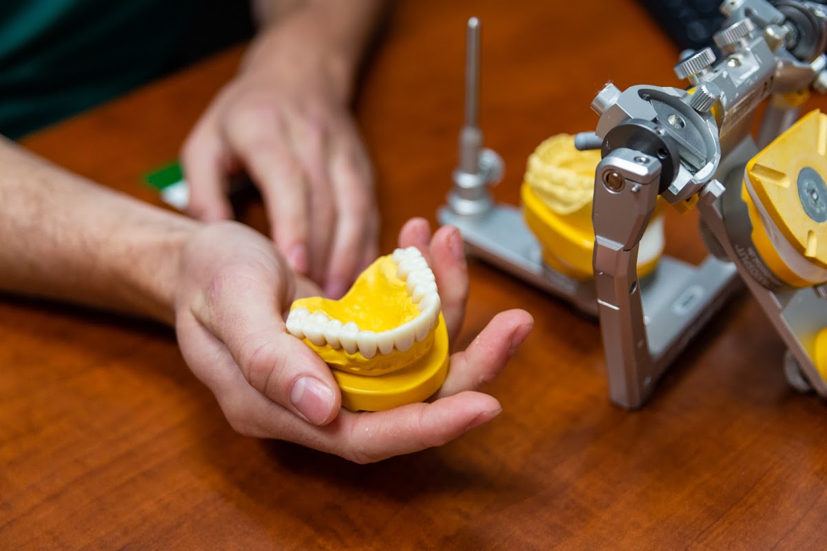 Smile Makers Dental Care: Dr. Scott Gavin Ewing photo 6
