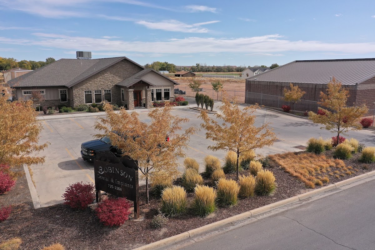 Robinson Dental & Implants photo 2