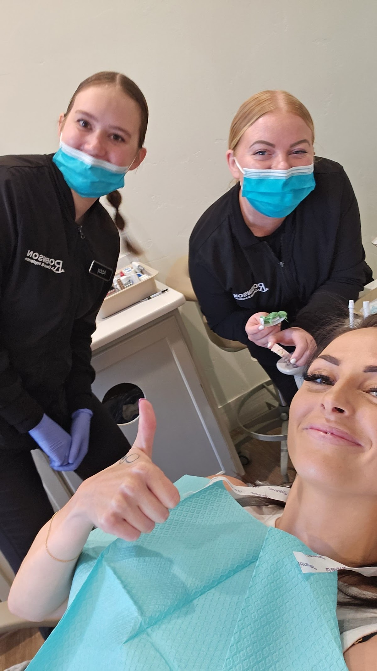 Robinson Dental & Implants photo 4