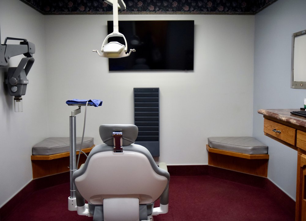 Inland Empire Oral Surgery & Dental Implants (Ieomfs) - Redlands photo 1