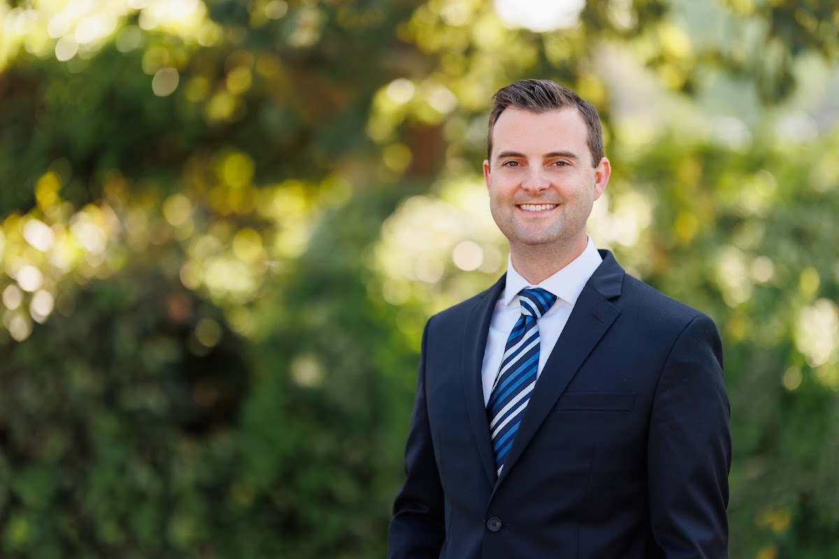 Inland Empire Oral Surgery & Dental Implants (Ieomfs) - Redlands photo 5