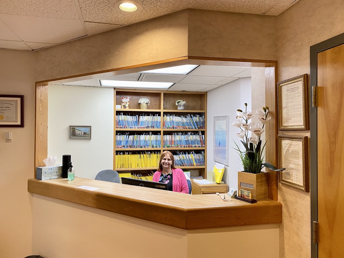 Queen's Crown Dental photo 3