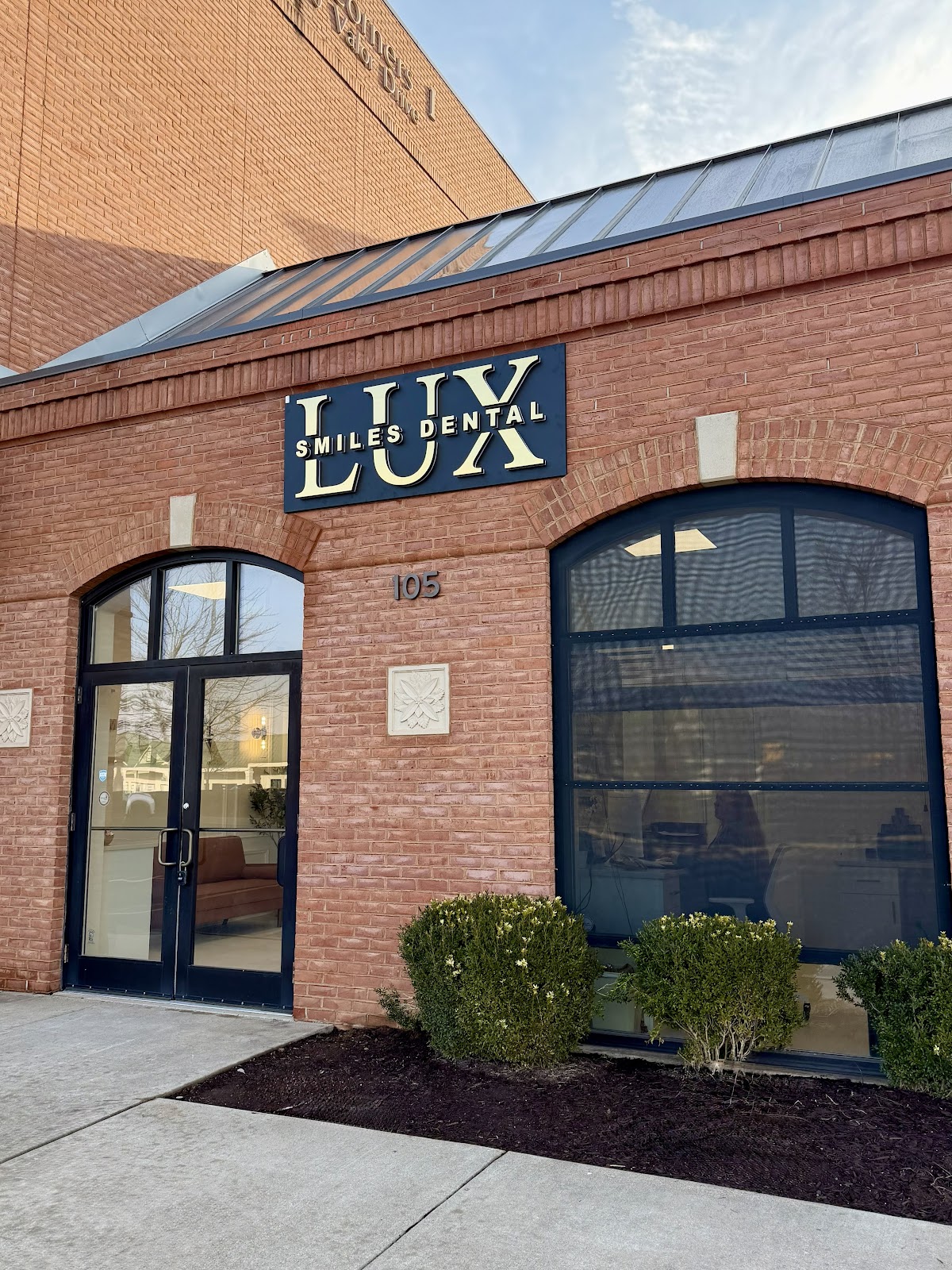Lux Smiles Dental - Winchester photo 3