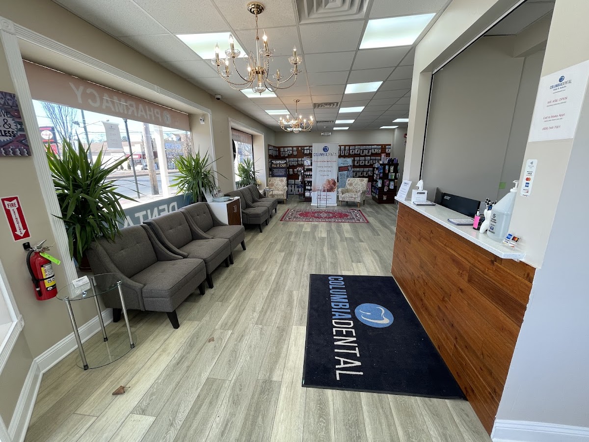 Columbia Dental - Hamilton photo 2