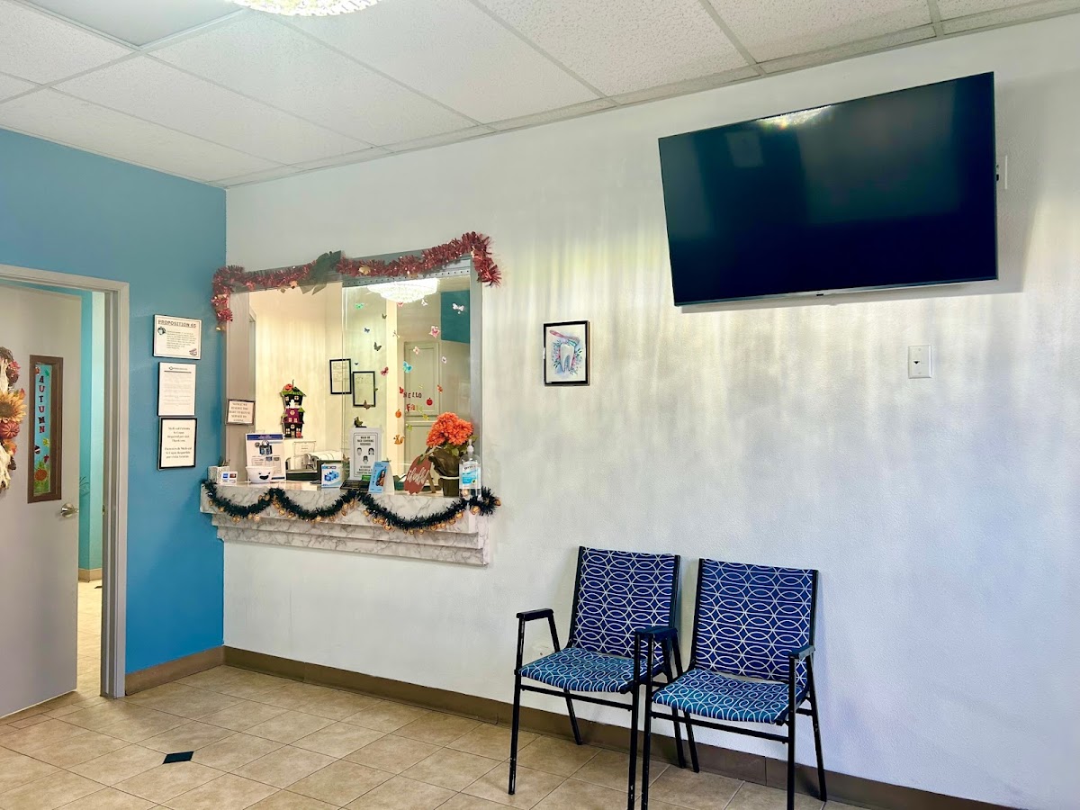 Hispano Dental Care photo 3