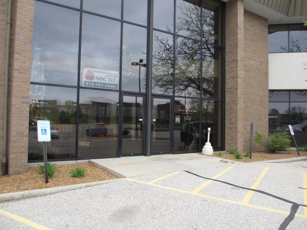 Milwaukee Oral Surgery & Implants, Ltd photo 5