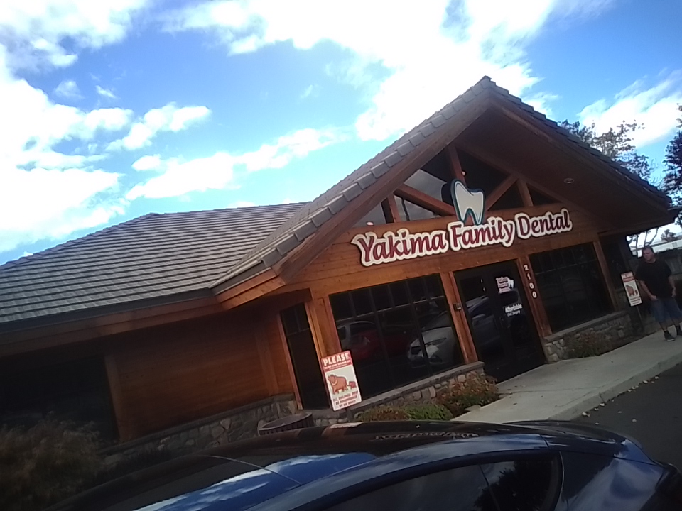 Apple Valley Dental & Braces photo 1