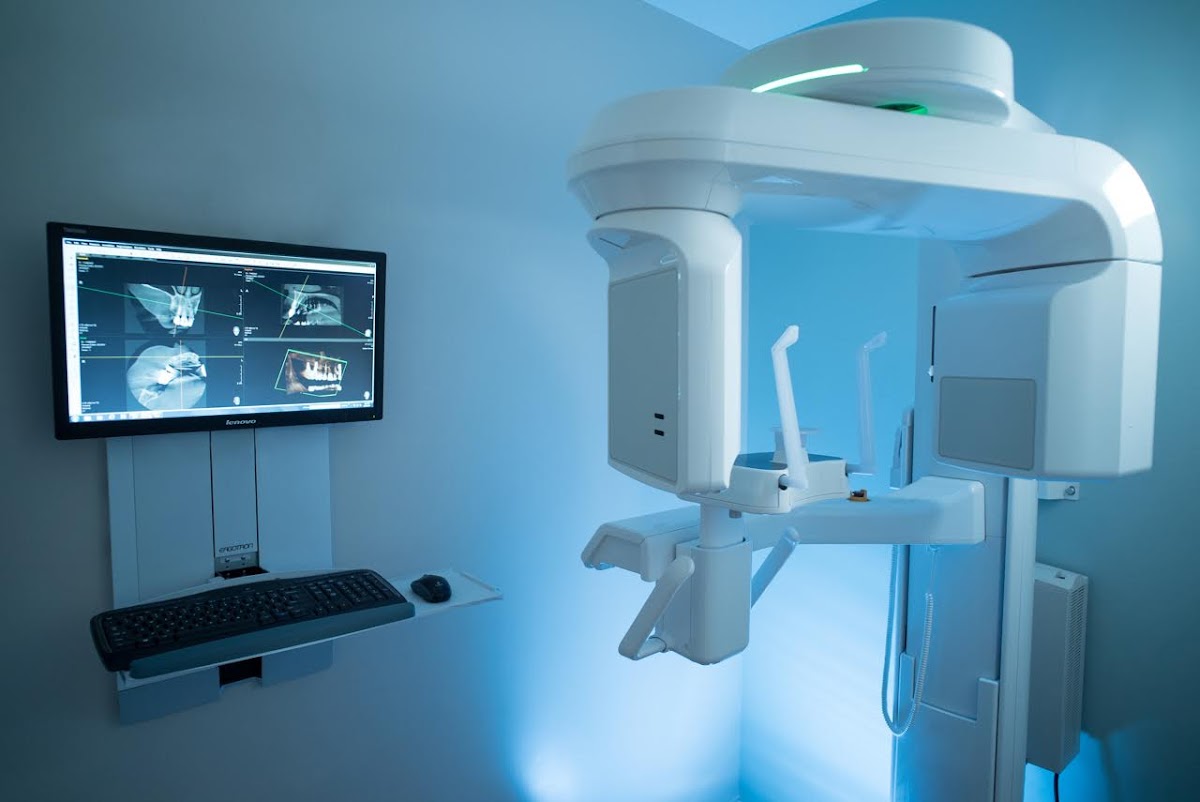 Thousand Oaks Oral Surgery: Jonathan K Nakano Dmd photo 2