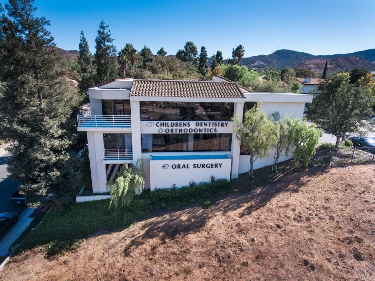 Thousand Oaks Oral Surgery: Jonathan K Nakano Dmd photo 5