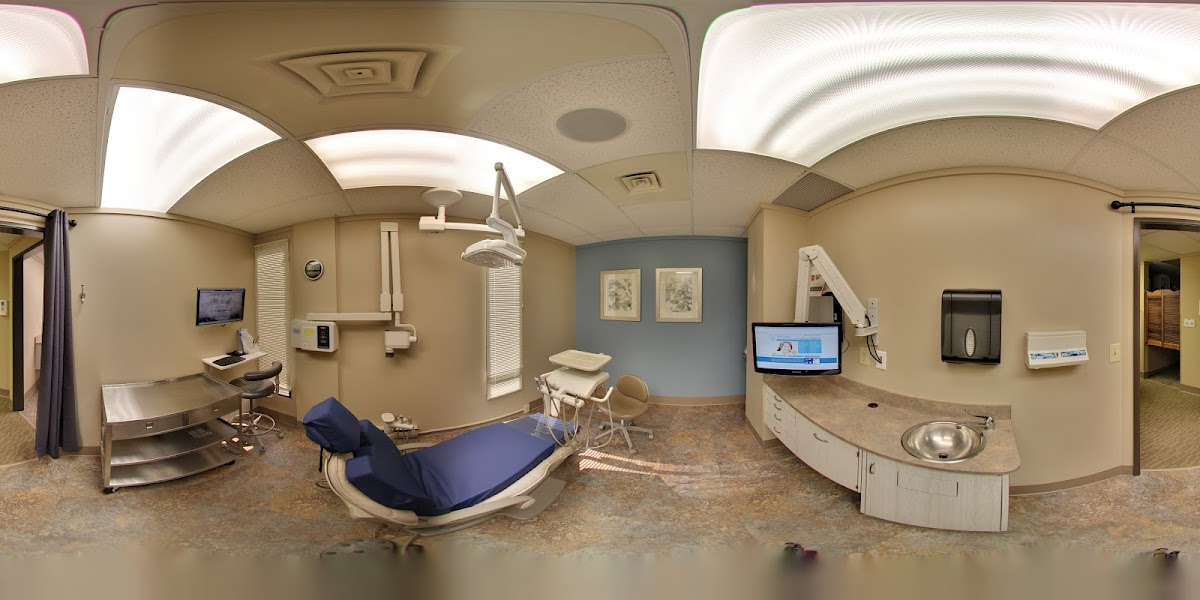 Implant Dentistry and Periodontics - Indianapolis photo 2
