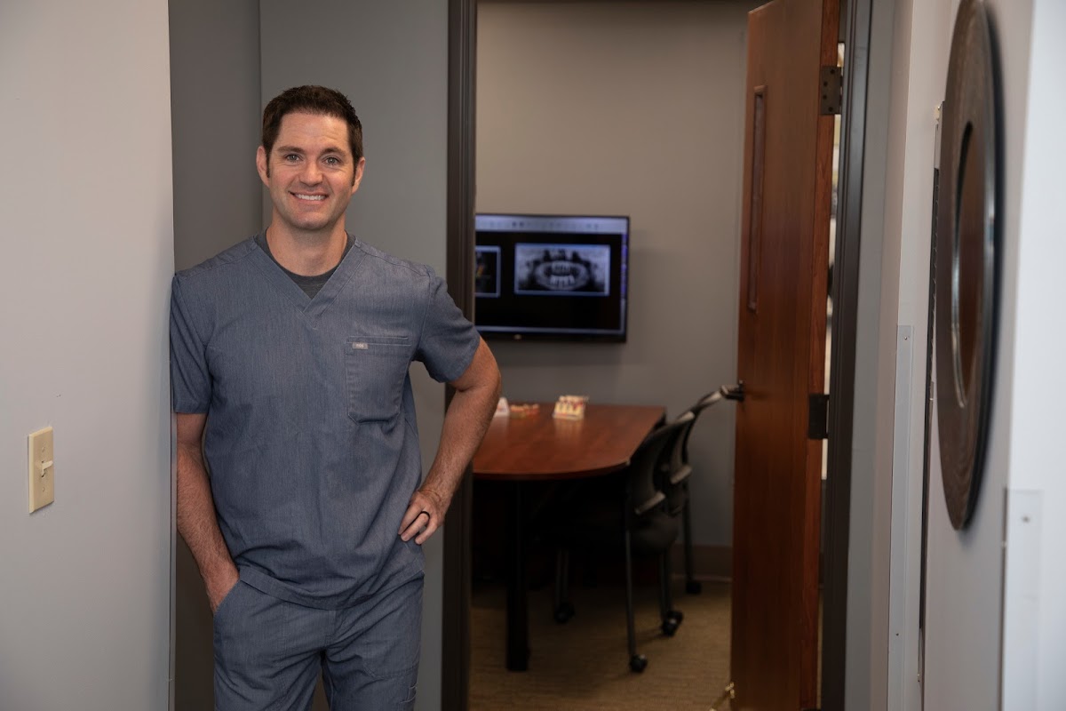 Implant Dentistry and Periodontics - Indianapolis photo 6